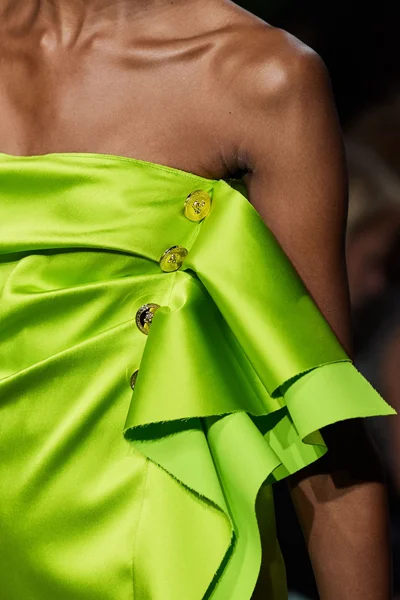 Look 126